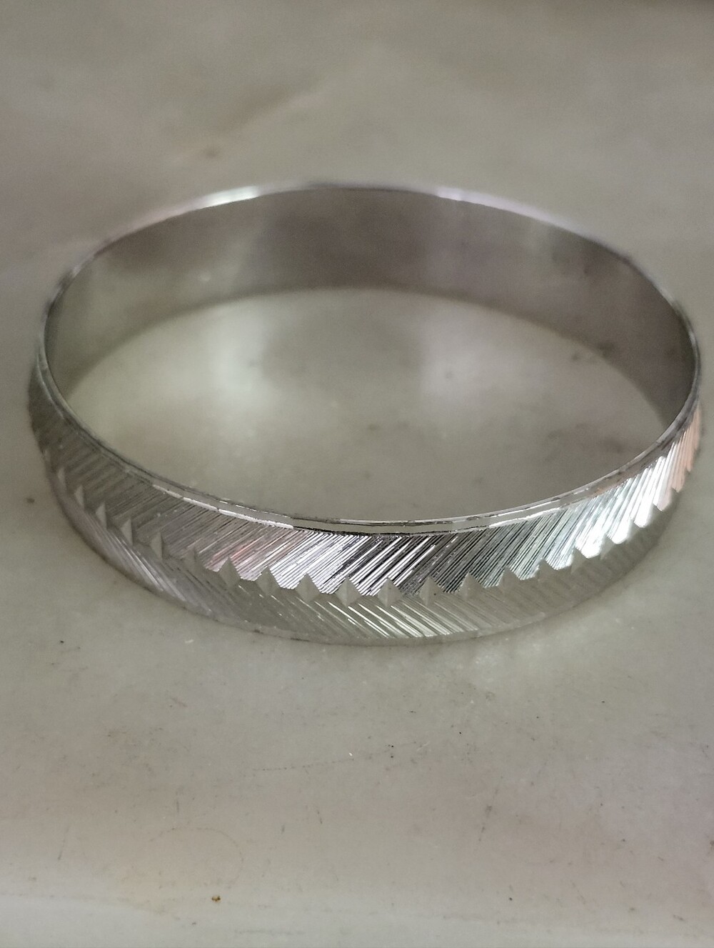 Vtg Monet Silver Tone Textured Chevron Patterned Bangle Bracelet